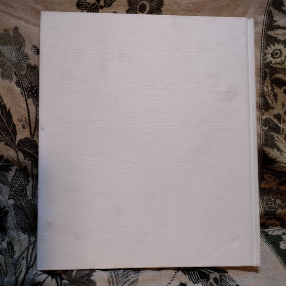 📚 Marilyn Monroe (A Life in Pictures) - Picture 3 of 16